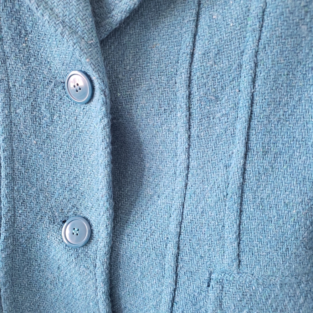 Coat - Picture 4 of 4